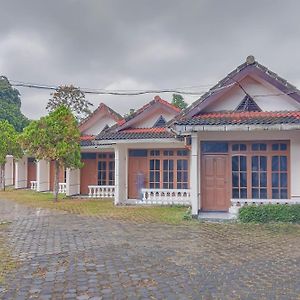 OYO 2346 Hotel Padjadjaran 1